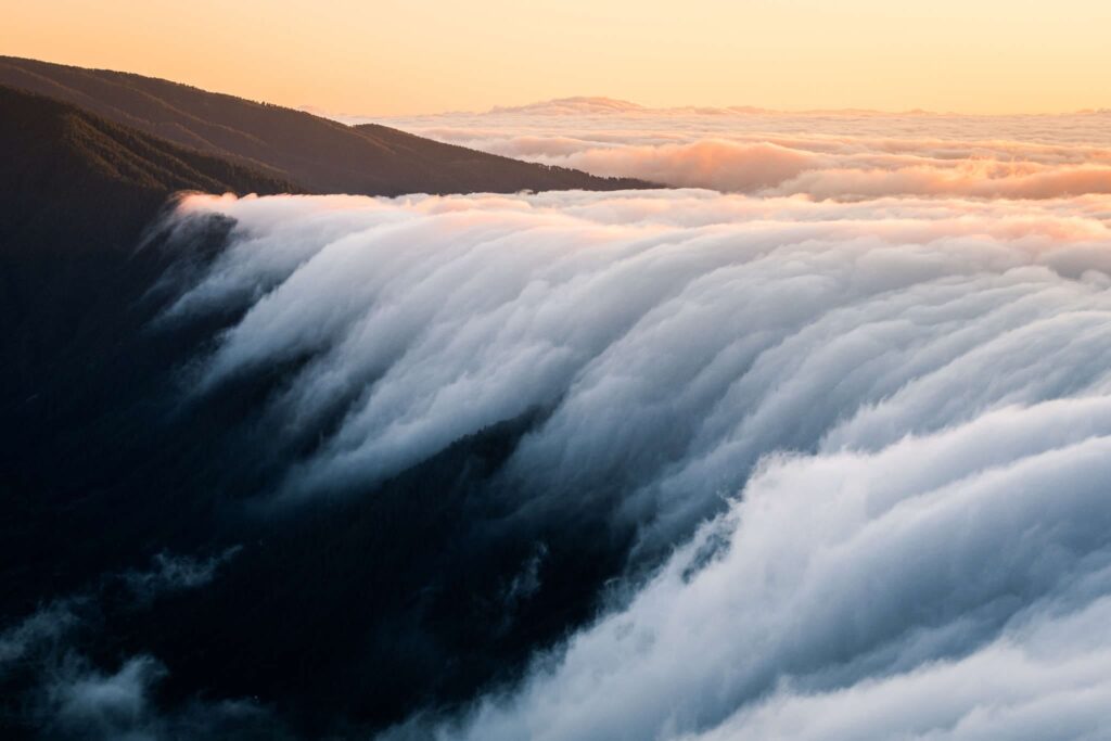 Isla la palma Canarias spain espagne Parque natural de Cumbre Vieja volcans Ruta de los volcanes pin canariens cascade de nuages El Paso Santa Cruz de Tenerife paysage nature océan mer vue randonnée vacances voyage aurelien papa